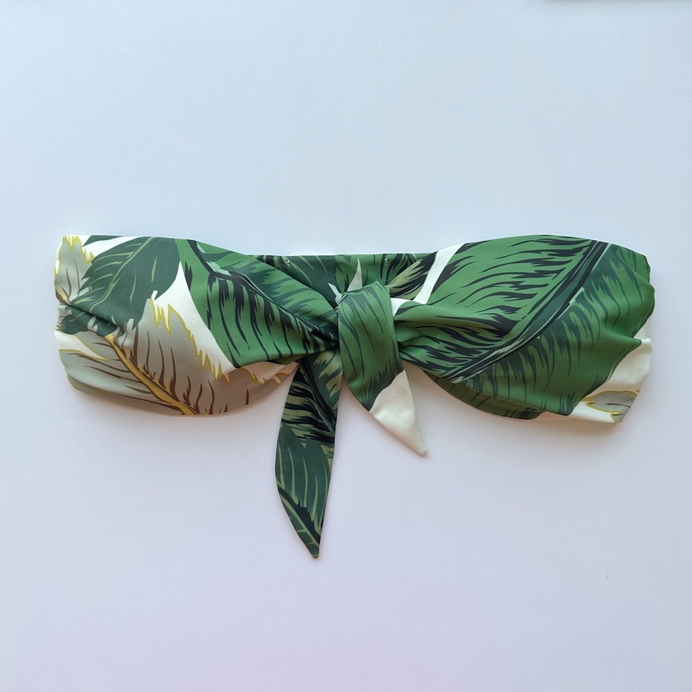 Beach Riot x Revolve Sophie Bikini Top in Palm - Picture 4 of 7